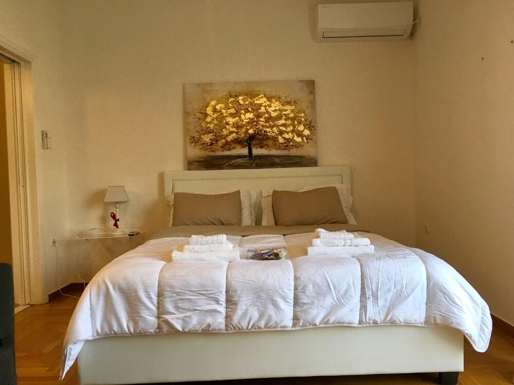 Top Sightseeing 3Rd Floor Studio On A Paved Road! Αθήνα Εξωτερικό φωτογραφία